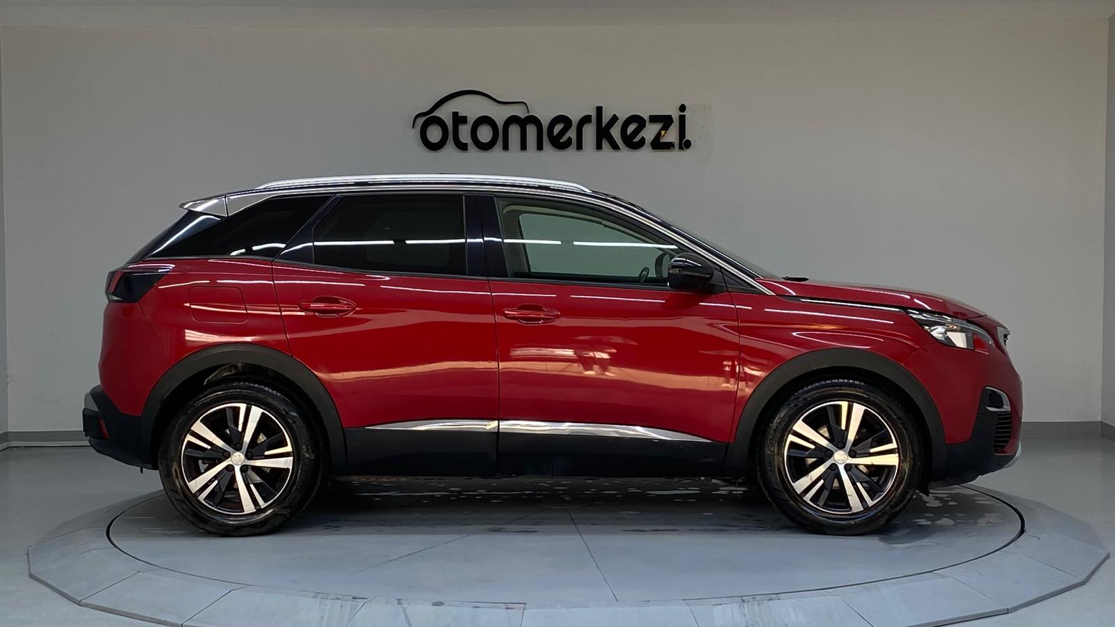 PEUGEOT 3008 10
